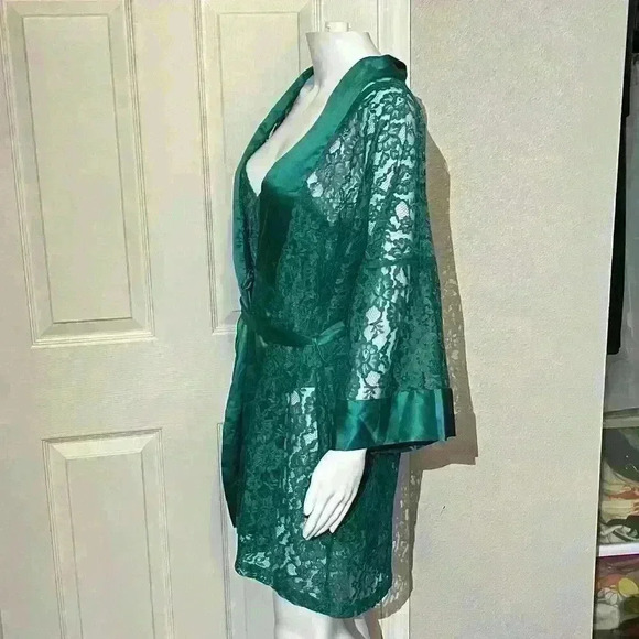 Vintage Victoria’s Secret Gold Label 3 Pc Set Robe Kimono Lace Satin Panties Top - Picture 14 of 16